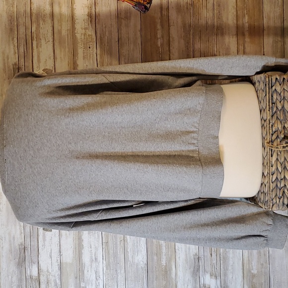 NWT 1. State Crewneck Sweatshirt w/Ruffle Accent XL - Picture 4 of 9